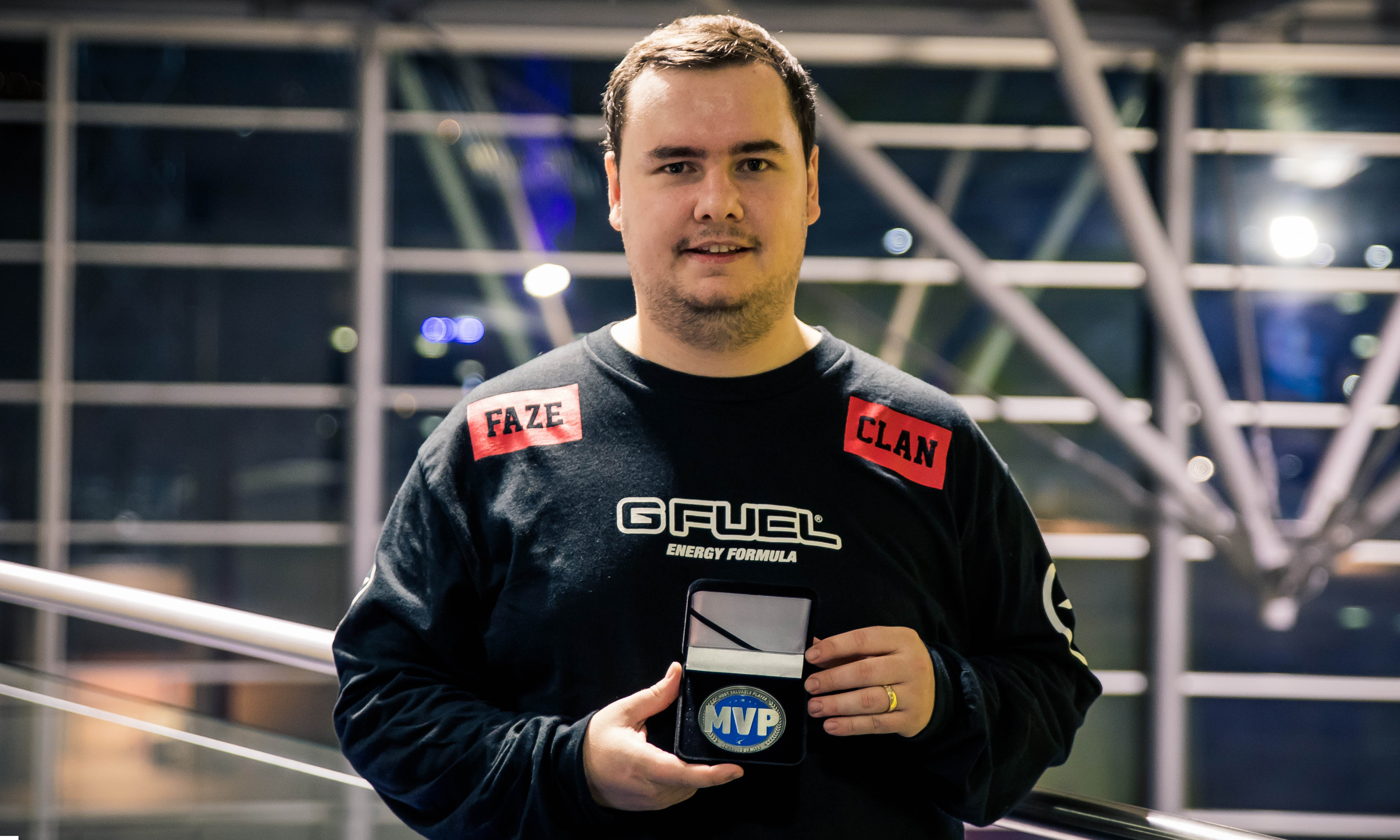 FunPlus Phoenix 官方： shad0w 正式加入作为打野